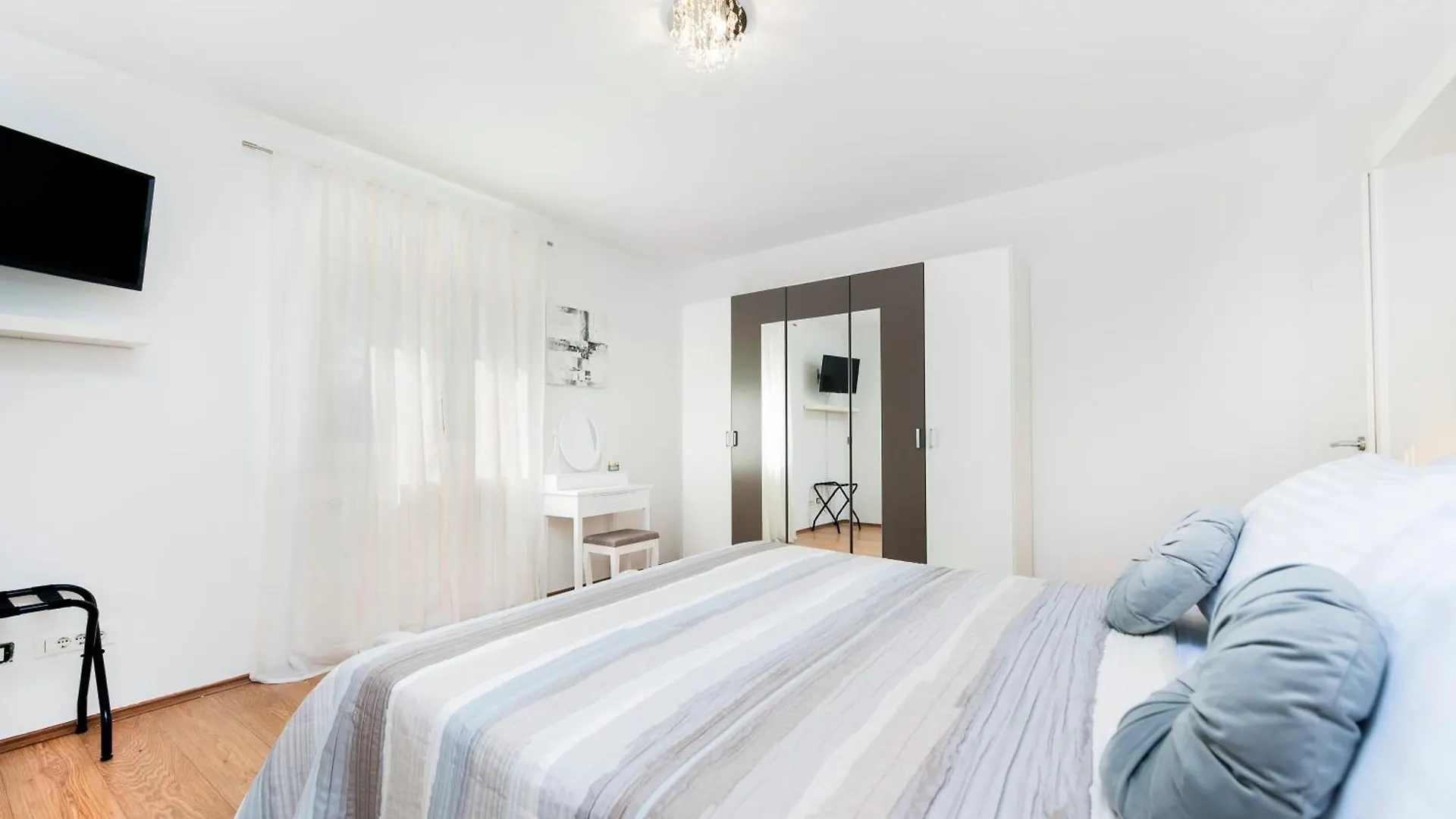 Villa Suzy In Rovinj Near The Sea