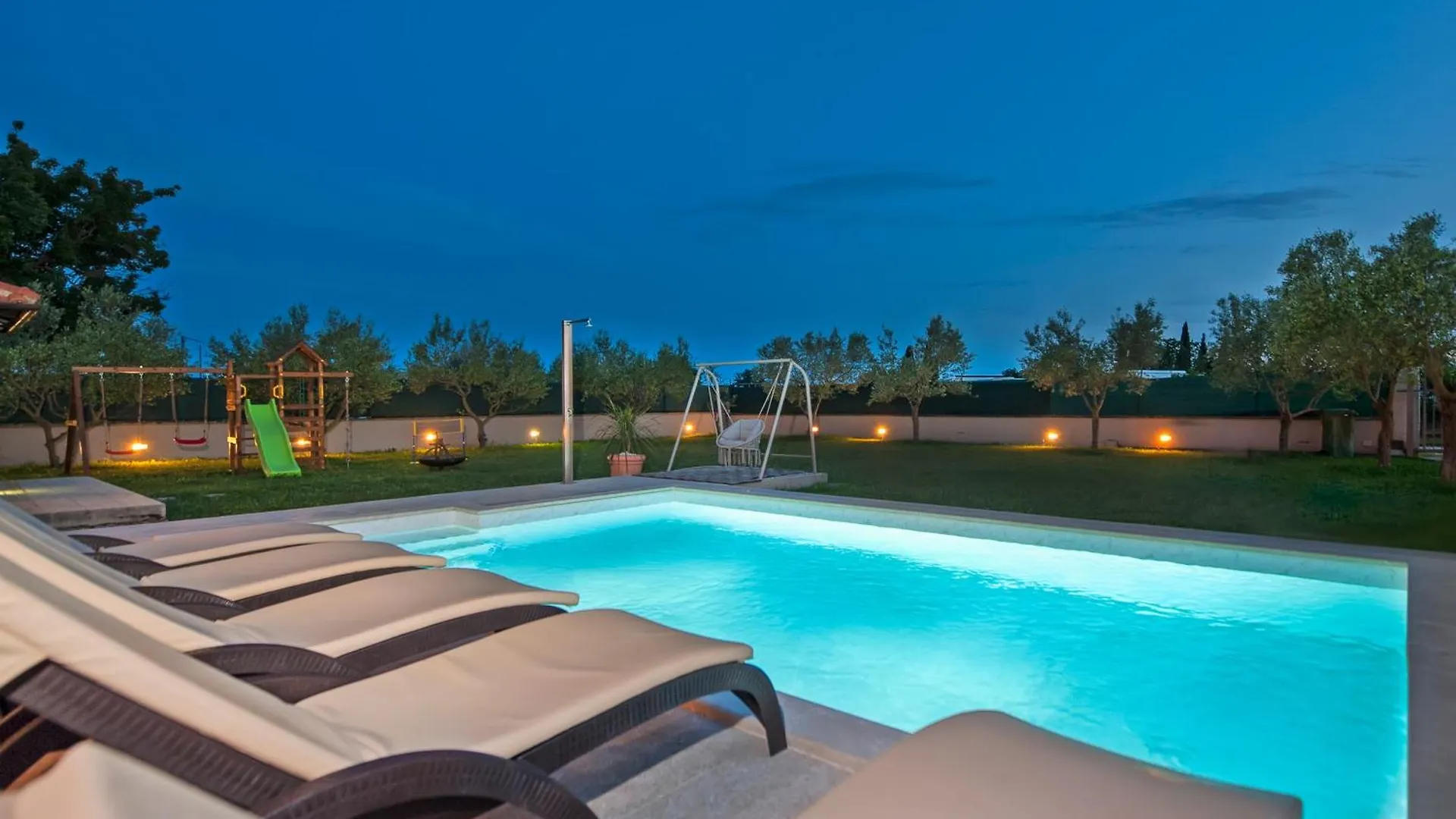 Villa Suzy In Rovinj Near The Sea